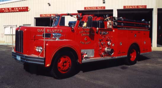 vintage fire truck snohomish fire department maxim motor company middleboro  MA